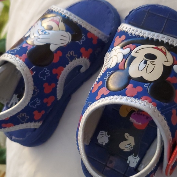 Kids Mickey sandal - Picture 2 of 3